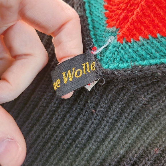 Vintage 1970s Black Bavarian Cardigan With Ties - Picture 11 of 12